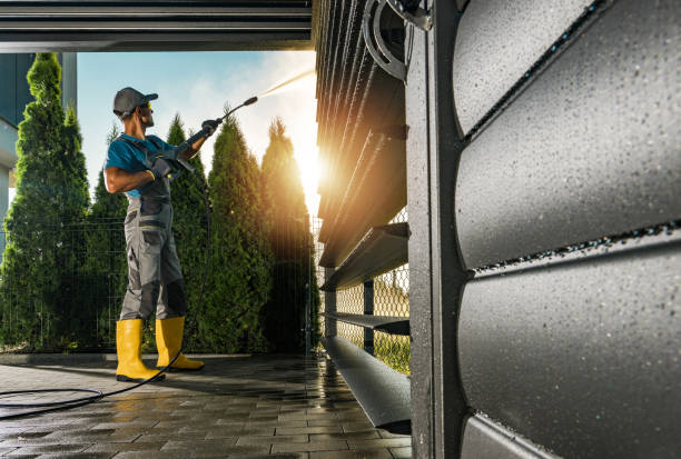 Best Deck and Patio Pressure Washing in River Falls, WI