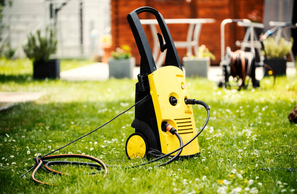 Best Oil and Grease Removal from Surfaces in River Falls, WI